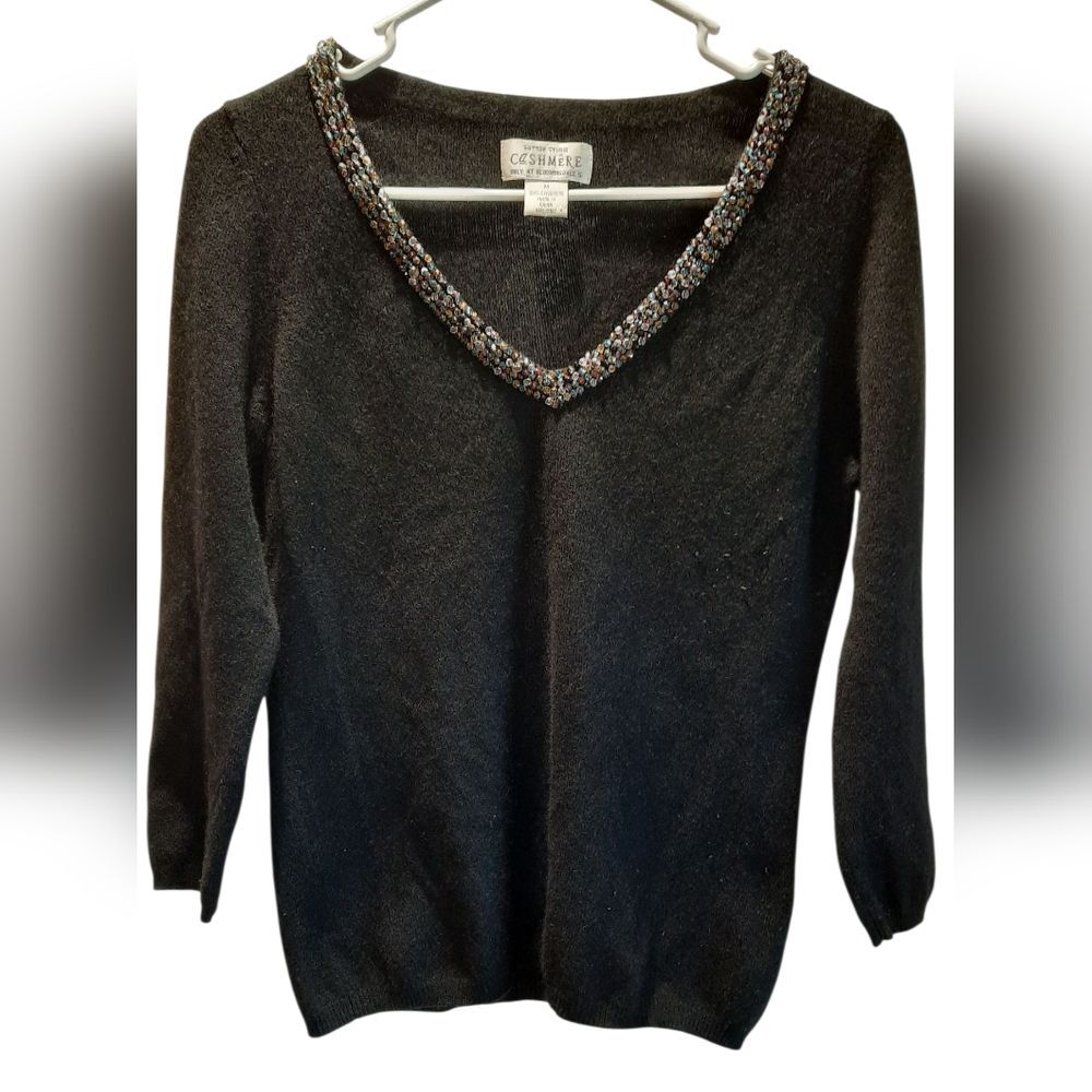 Sutton Studio Sweater Womans Medium Black Cashmere Beaded Business Casual Preppy